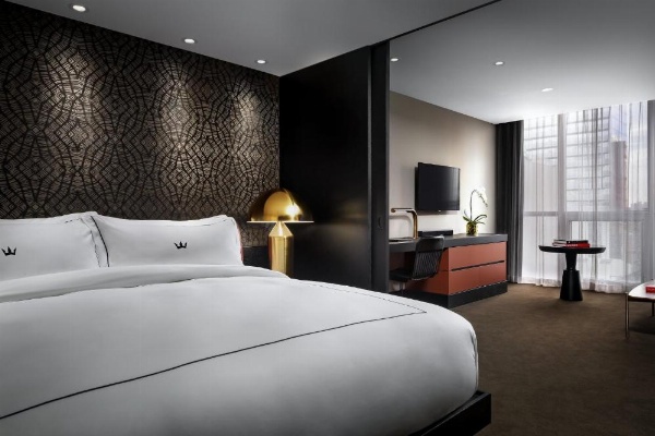 Bisha Hotel Toronto image 18